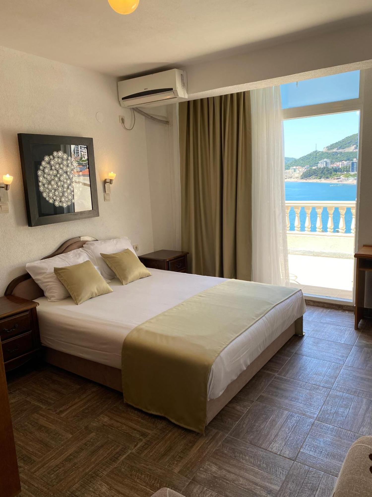 Hotel Kuc Budva Dış mekan fotoğraf